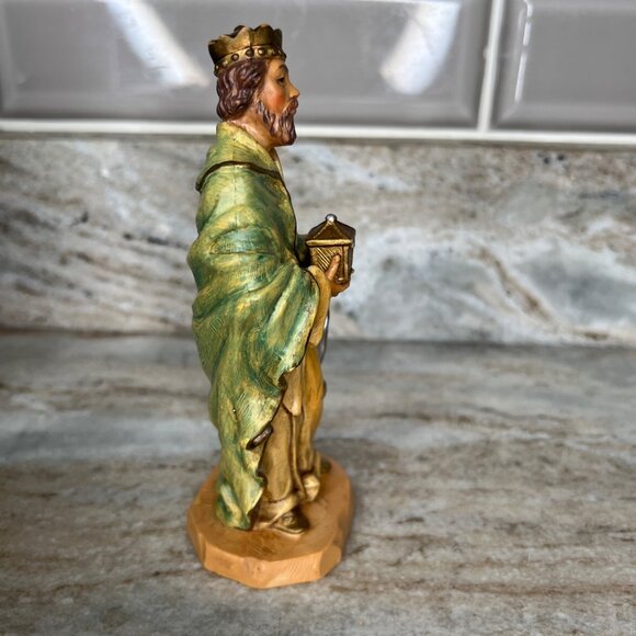 DiGiovanni Heirloom Nativity Collection "Gaspar" Wiseman King 6” Figure 1998 - Picture 4 of 7